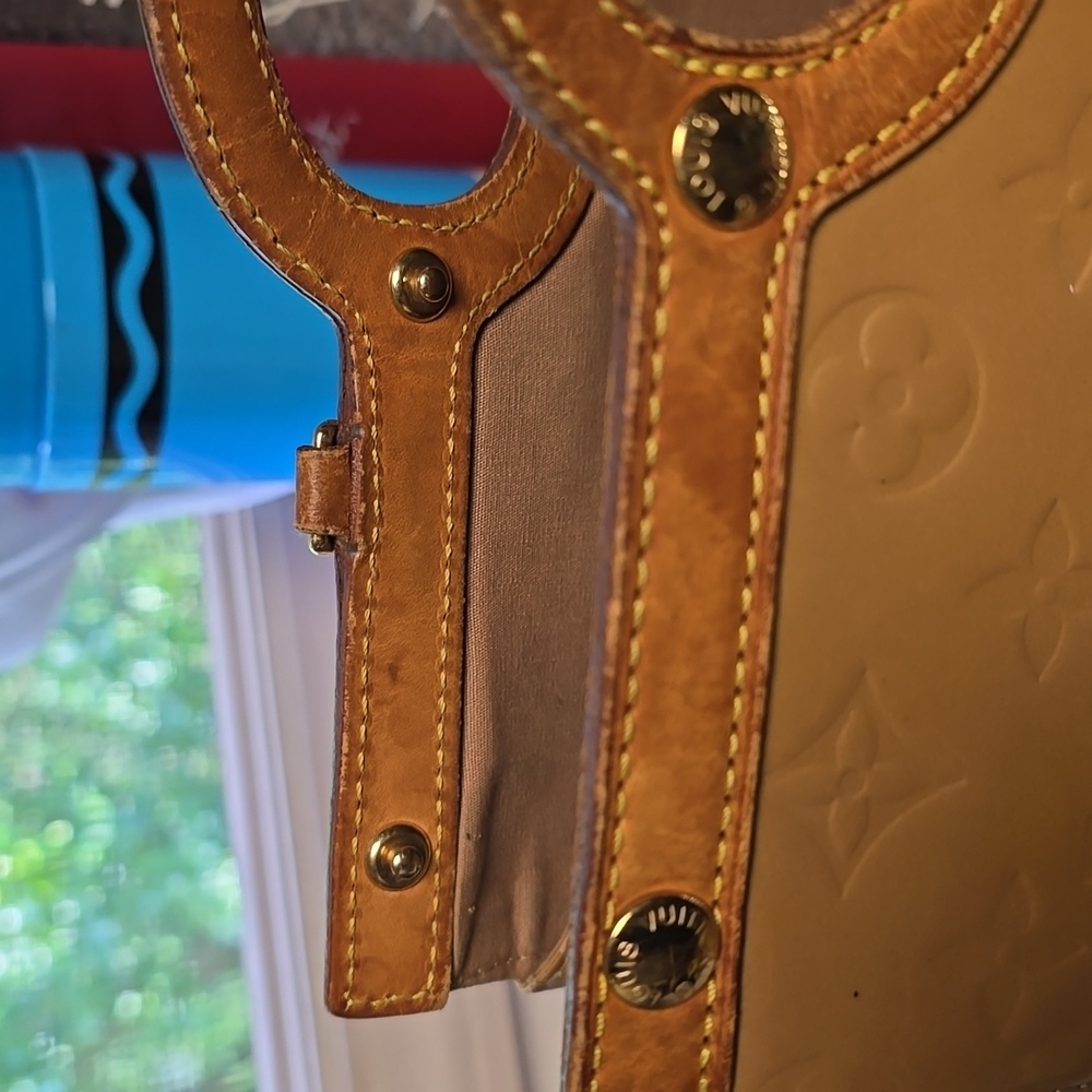 Vernis louis vuitton satchel shoulder bag with strap - Picture 6 of 14